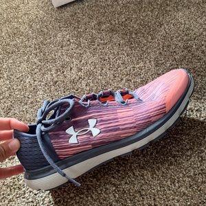 Women’s Under Armour Shoe